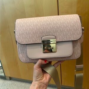 New Michael Kors Pink Crossbody Shoulder Bag